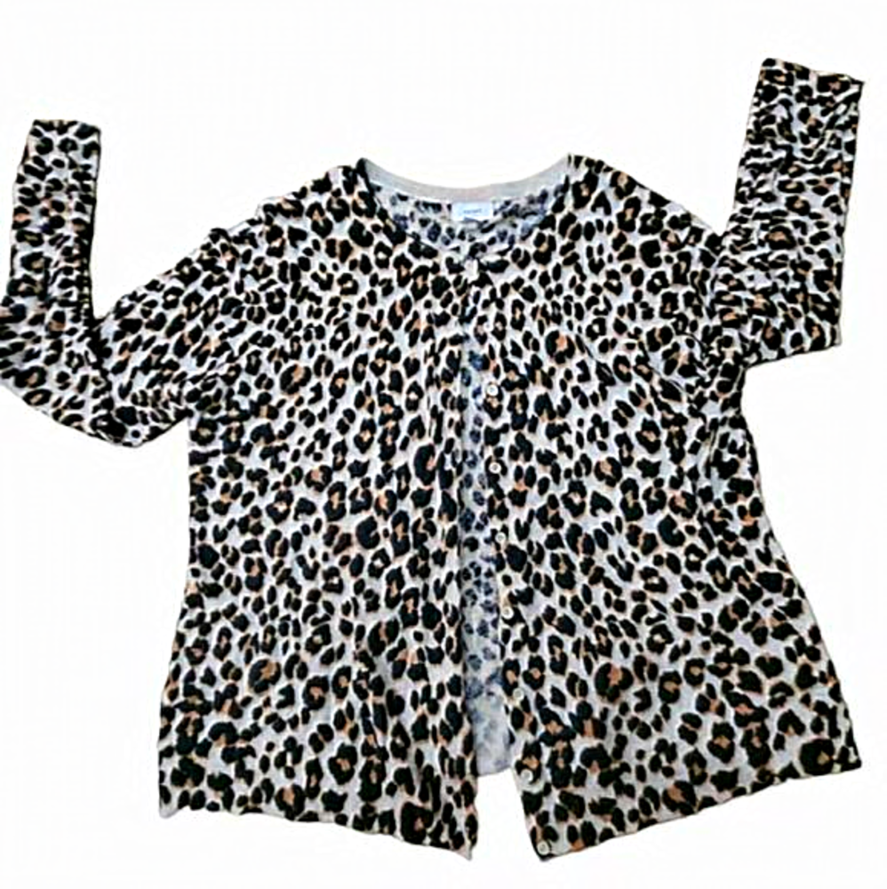 Old Navy Leopard Print‎ Button up Cardigan Sweater. Size L